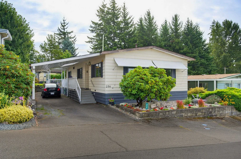 House for sale at 256 27111 0 Avenue Langley British Columbia - MLS: R3157356