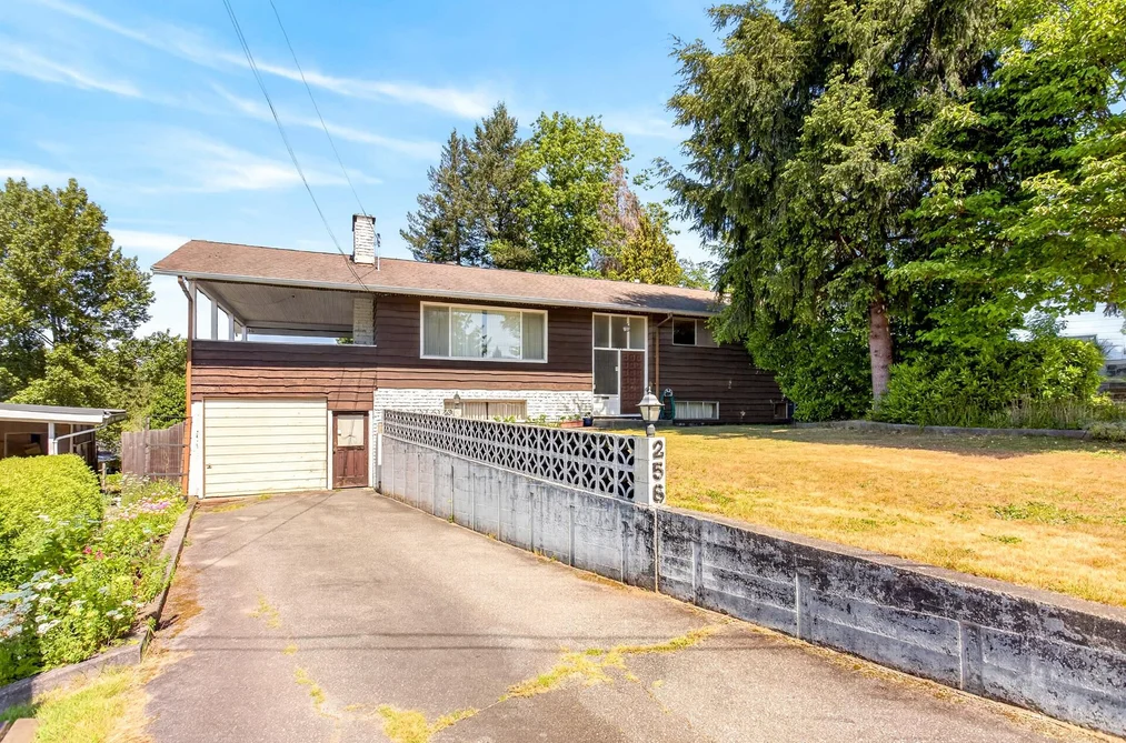 256 ROSSMORE COURT, Coquitlam BC V3K 5H3, Coquitlam BC — Residential for Sale - Photo 2