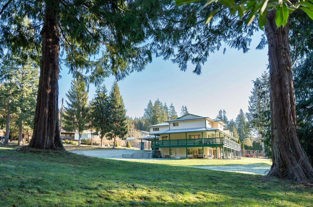 2562 MILES ROAD, Roberts Creek BC V0N 2W4, Roberts Creek BC — Residential for Sale - Photo 2