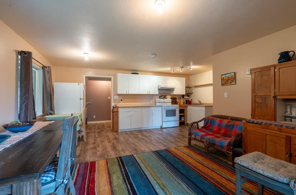 2562 MILES ROAD, Roberts Creek BC V0N 2W4, Roberts Creek BC — Residential for Sale — Photo 31 of 40