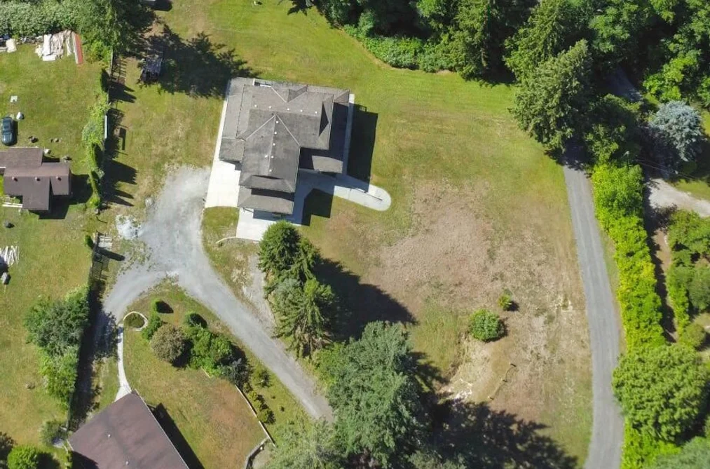 2562 MILES ROAD, Roberts Creek BC V0N 2W4, Roberts Creek BC — Residential for Sale — Photo 6 of 40