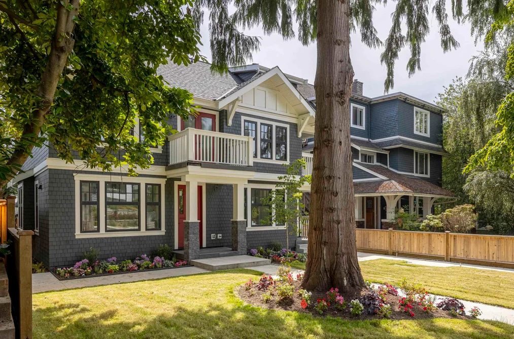 Half Duplex for sale at 2566 W 2nd Avenue Vancouver British Columbia - MLS: R3155892