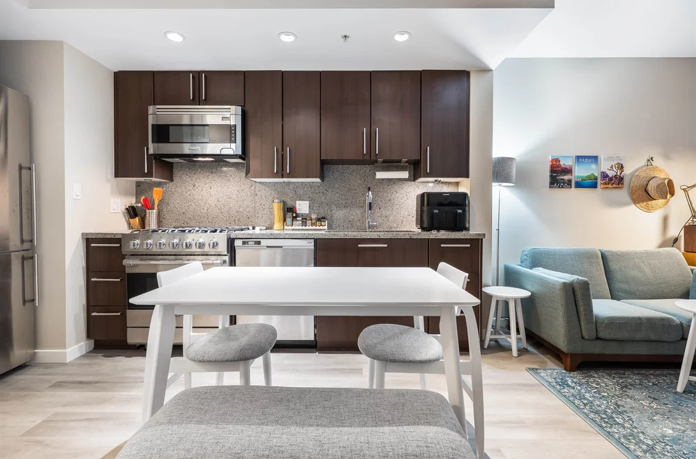 257 108 W 1ST AVENUE, Vancouver BC V5Y 0H4, Vancouver BC — Residential for Sale — Photo 3 of 19