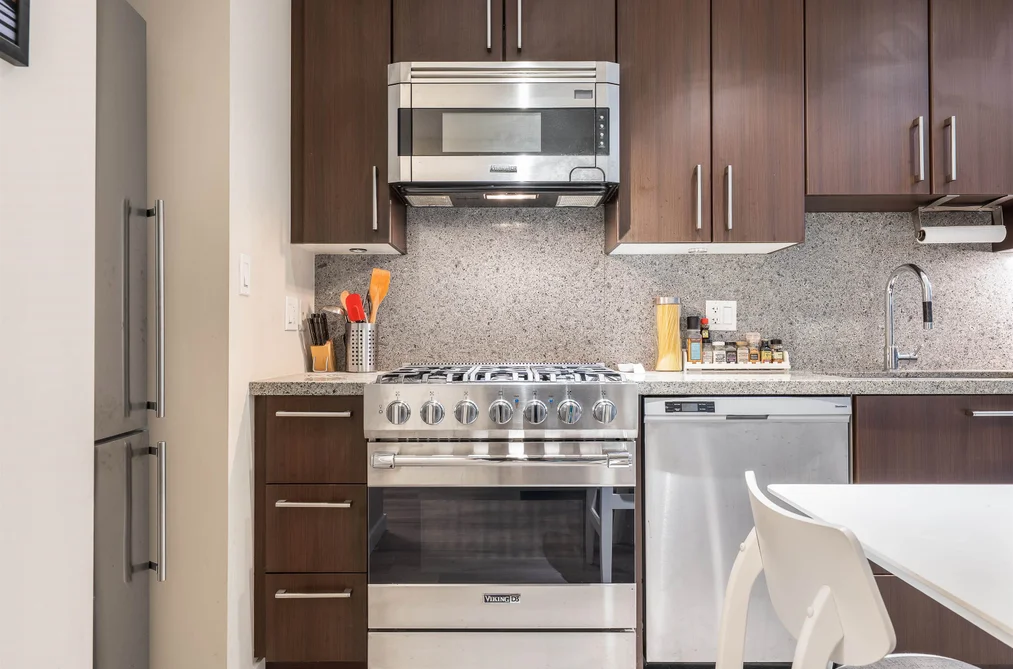 257 108 W 1ST AVENUE, Vancouver BC V5Y 0H4, Vancouver BC — Residential for Sale — Photo 4 of 19