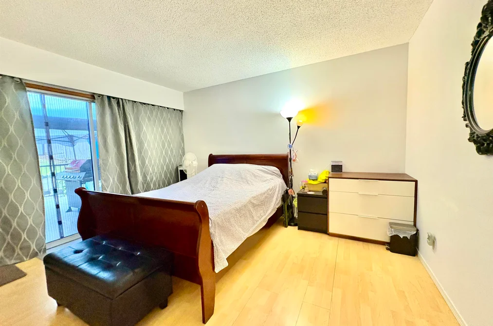 257 ANGELA DRIVE, Port Moody, BC — Residential for Sale — Photo 10 of 32