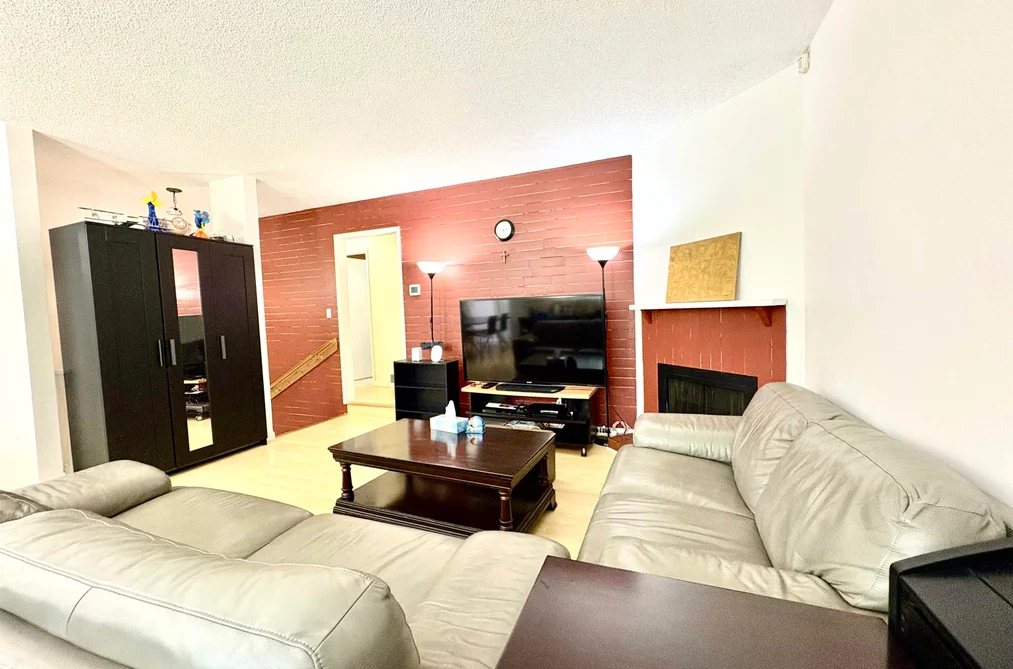 257 ANGELA DRIVE, Port Moody, BC — Residential for Sale — Photo 16 of 32