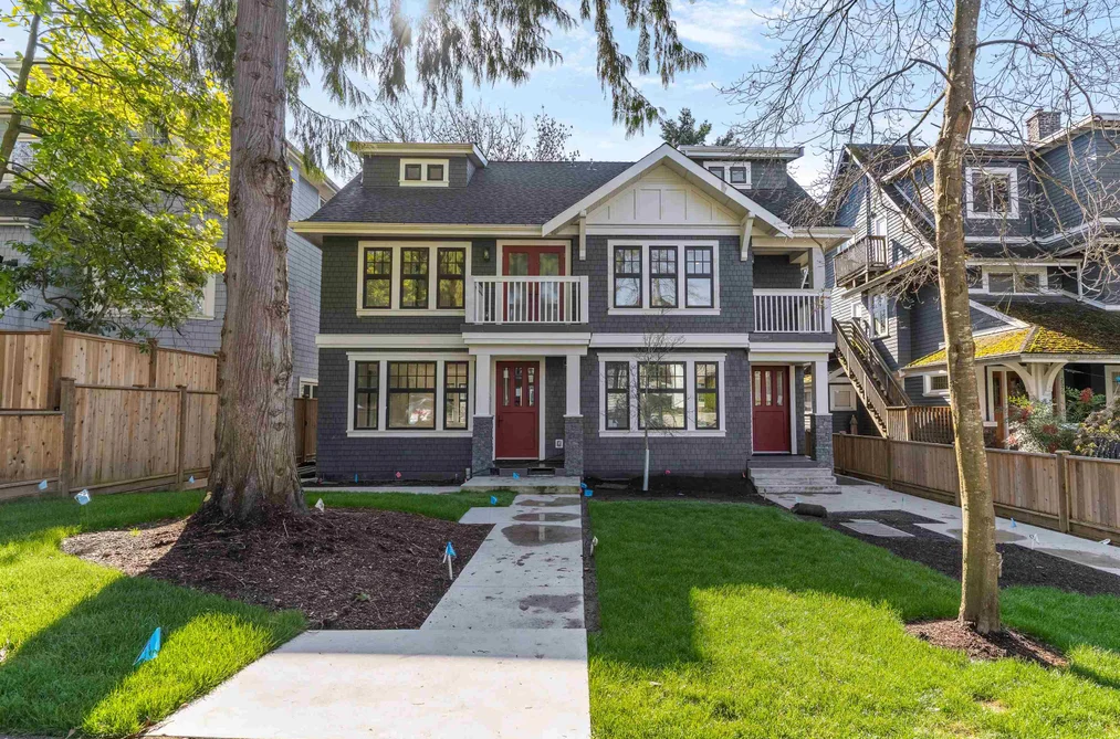 Row House (Non-Strata) for sale at 2570 W 2nd Avenue Vancouver British Columbia - MLS: R3096104