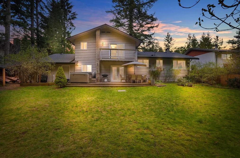 House for sale at 2572 The Boulevard Squamish British Columbia - MLS: R3114145