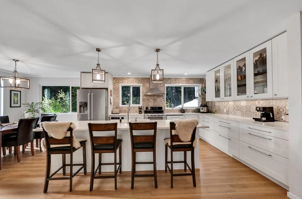 2572 THE BOULEVARD, Squamish BC V0N 1T0, Squamish BC — Residential for Sale - Photo 4