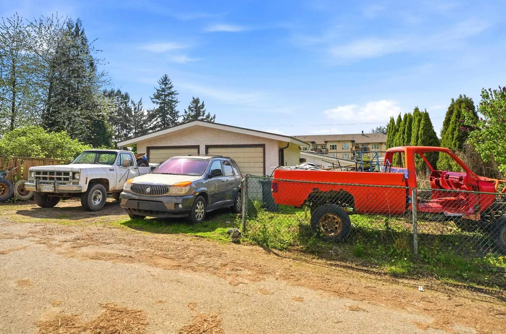 2574 CAMPBELL AVENUE, Abbotsford BC V2S 4A4, Abbotsford BC — Residential for Sale - Photo 3