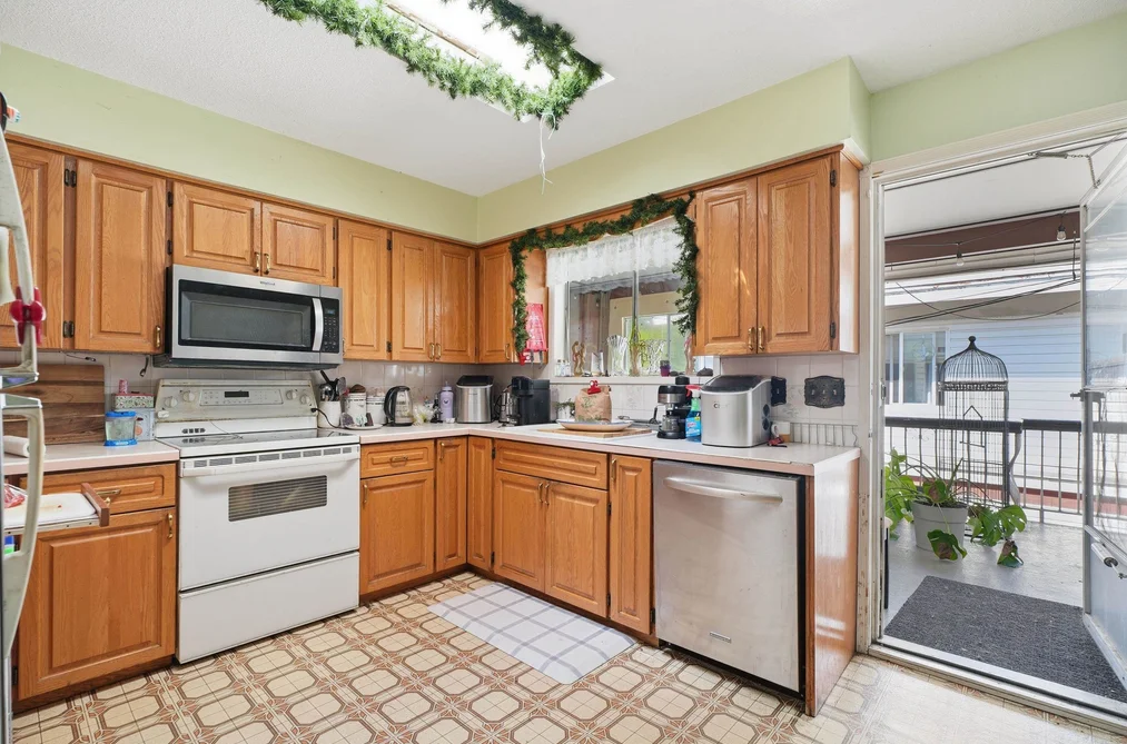2574 CAMPBELL AVENUE, Abbotsford BC V2S 4A4, Abbotsford BC — Residential for Sale - Photo 6