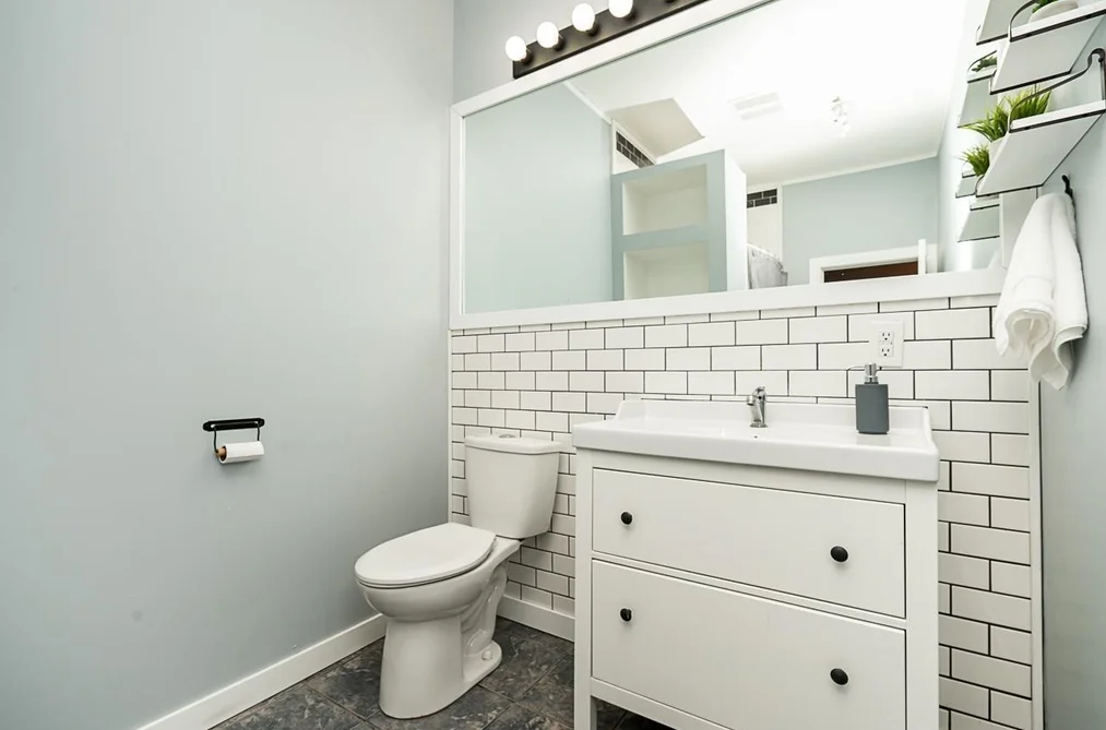 25745 LOUGHEED HIGHWAY, Maple Ridge BC V2W 1M3, Maple Ridge BC — Residential for Sale - Photo 5