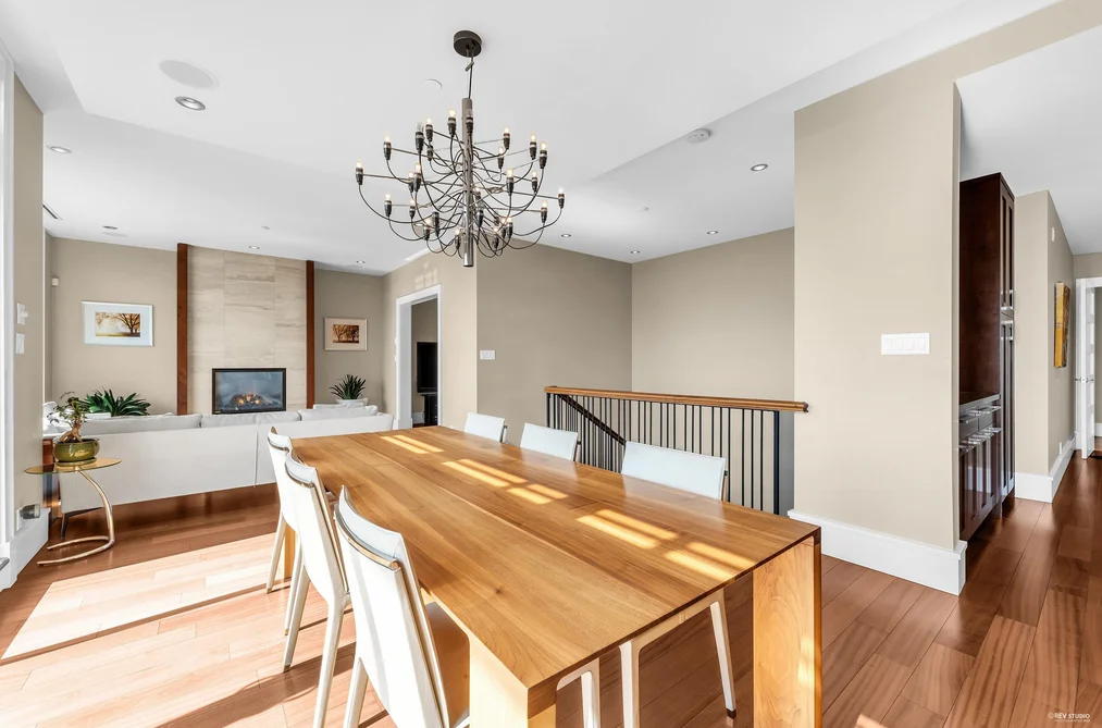 102 2575 GARDEN COURT, West Vancouver BC V7S 0A2, West Vancouver BC — Residential for Sale — Photo 13 of 40