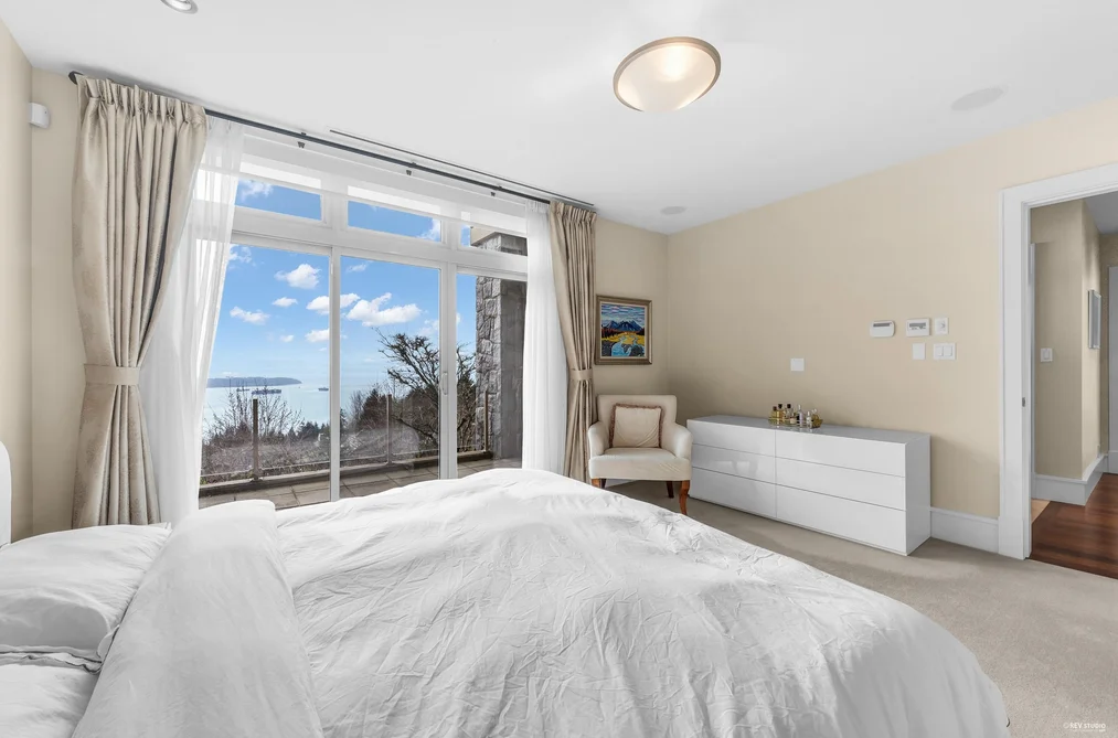 102 2575 GARDEN COURT, West Vancouver BC V7S 0A2, West Vancouver BC — Residential for Sale — Photo 31 of 40