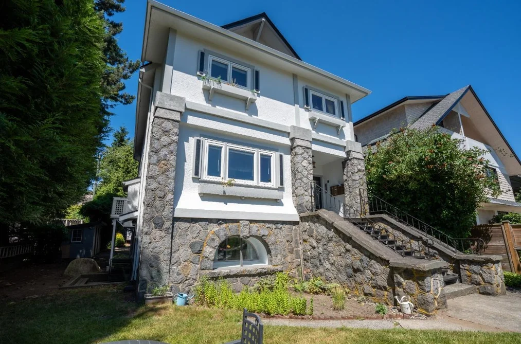 2575 W 3RD AVENUE, Vancouver BC V6K 1M2, Vancouver BC — Residential for Sale - Photo 2
