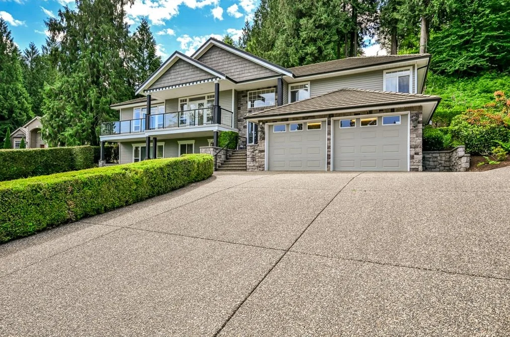 25760 82 AVENUE, Langley BC V1M 2M8, Langley BC — Residential for Sale — Photo 2 of 40