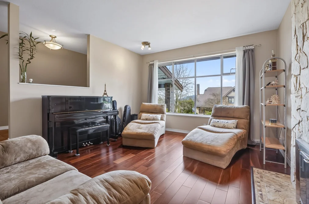 2577 N TRILLIUM PLACE, Coquitlam BC V3E 2H4, Coquitlam BC — Residential for Sale - Photo 3