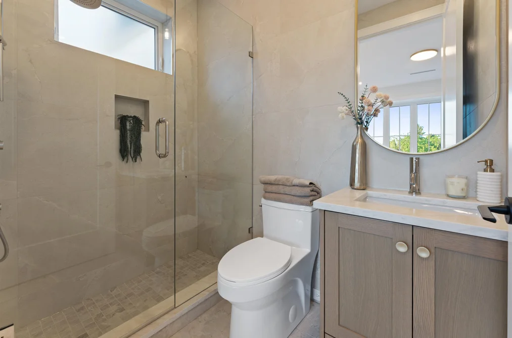 2578 E 4TH AVENUE, Vancouver, BC — Residential for Sale — Photo 16 of 35