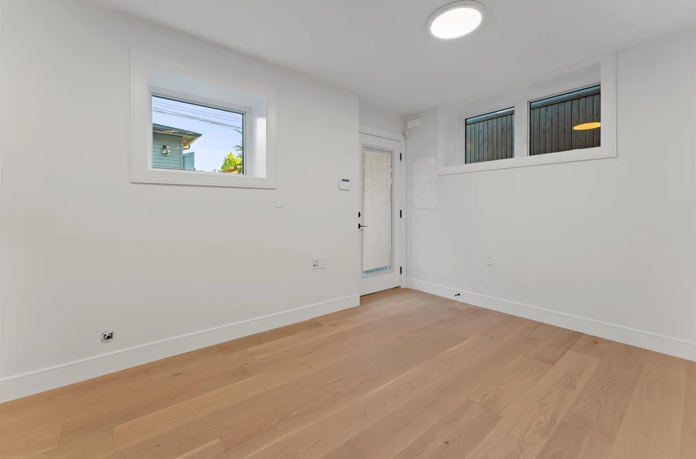 2578 E 4TH AVENUE, Vancouver, BC — Residential for Sale — Photo 23 of 35