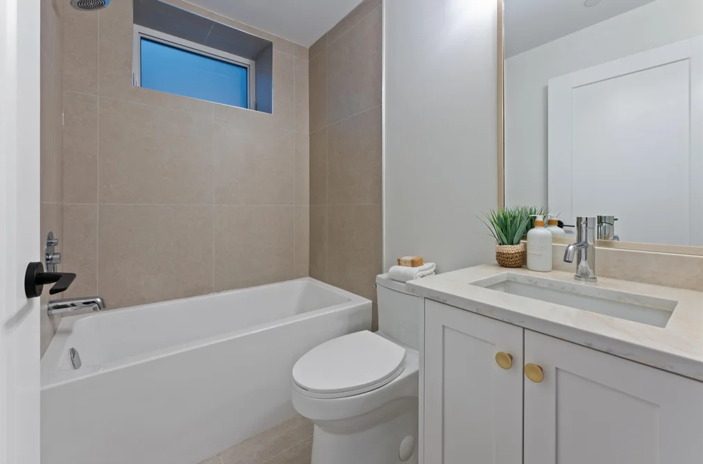 2578 E 4TH AVENUE, Vancouver, BC — Residential for Sale — Photo 26 of 35