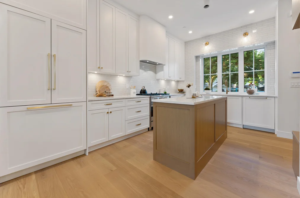 2578 E 4TH AVENUE, Vancouver, BC — Residential for Sale — Photo 4 of 35