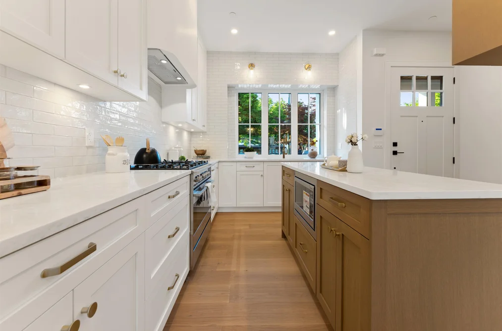 2578 E 4TH AVENUE, Vancouver, BC — Residential for Sale — Photo 5 of 35
