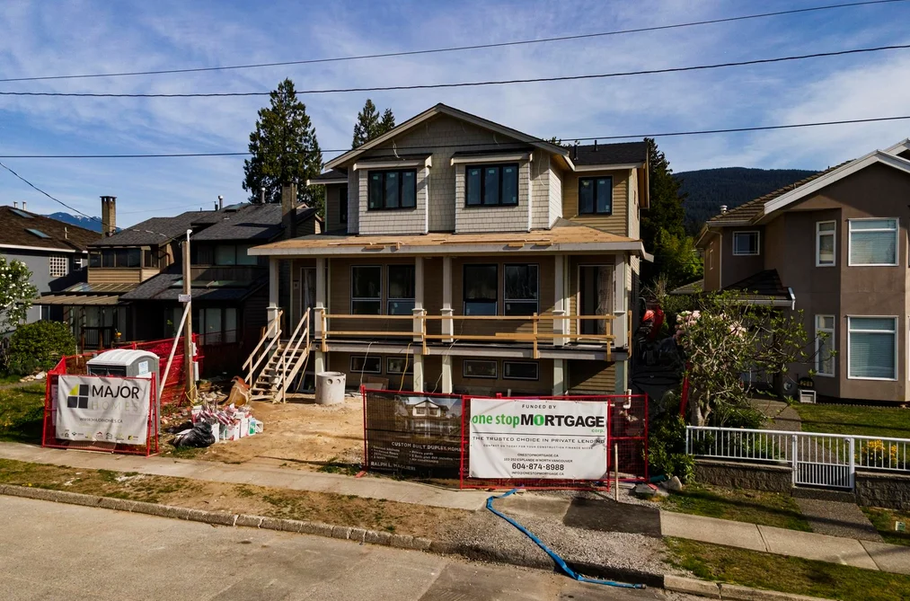 258 E 21ST STREET, North Vancouver BC V7L 3B6, North Vancouver BC — Residential for Sale - Photo 2
