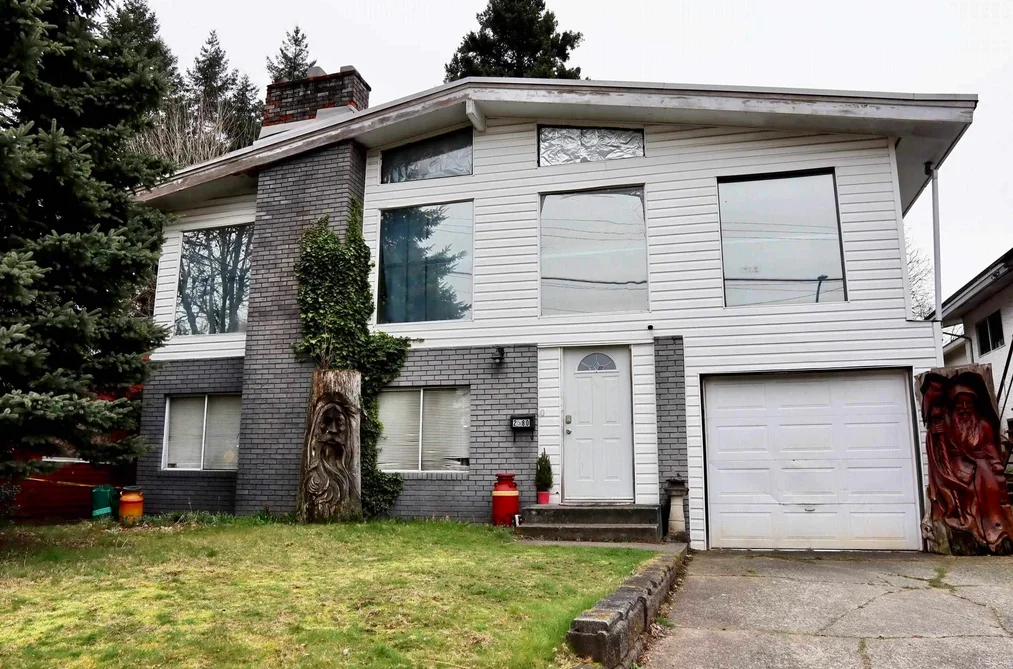 2580 CAMPBELL AVENUE, Abbotsford BC V2S 4A4, Abbotsford BC — Residential for Sale - Photo 2