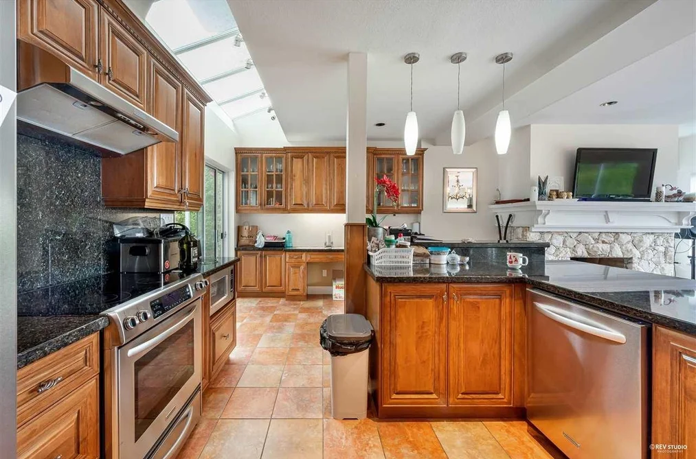 2585 WESTHILL WAY, West Vancouver BC V7S 3E4, West Vancouver BC — Residential for Sale - Photo 7