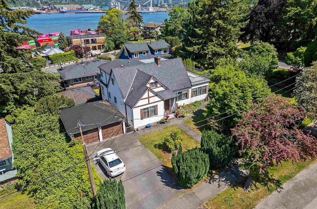 2587 YALE STREET, Vancouver, BC — Residential for Sale — Photo 5 of 21