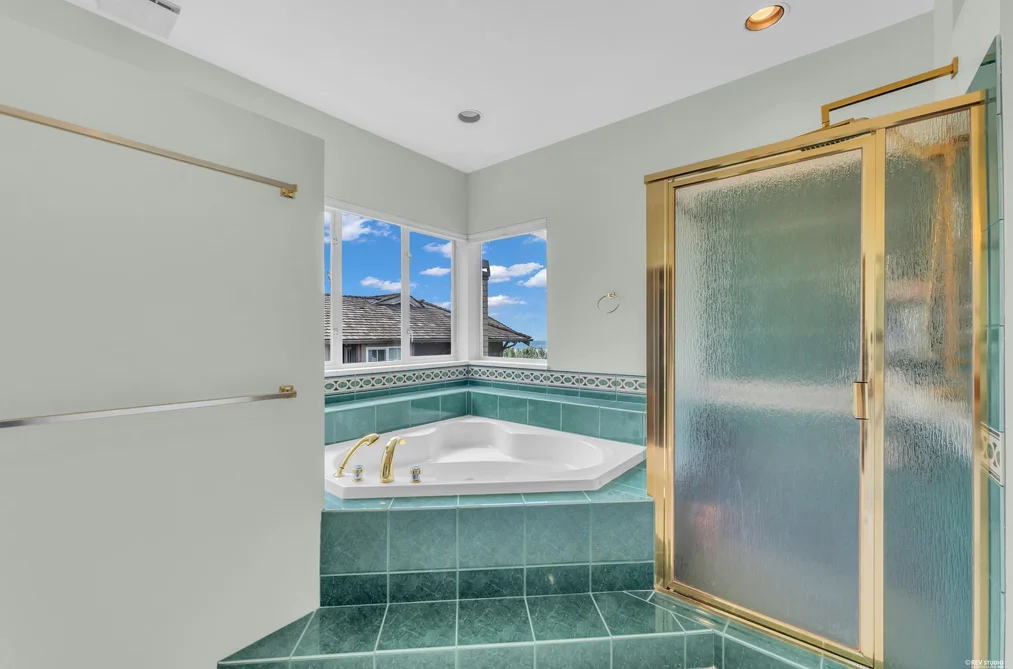 2589 CHAIRLIFT ROAD, West Vancouver BC V7S 3E5, West Vancouver BC — Residential for Sale — Photo 28 of 40