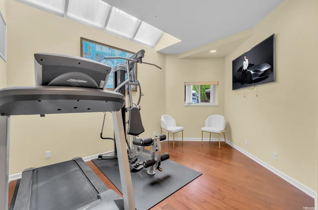 2589 CHAIRLIFT ROAD, West Vancouver BC V7S 3E5, West Vancouver BC — Residential for Sale — Photo 33 of 40