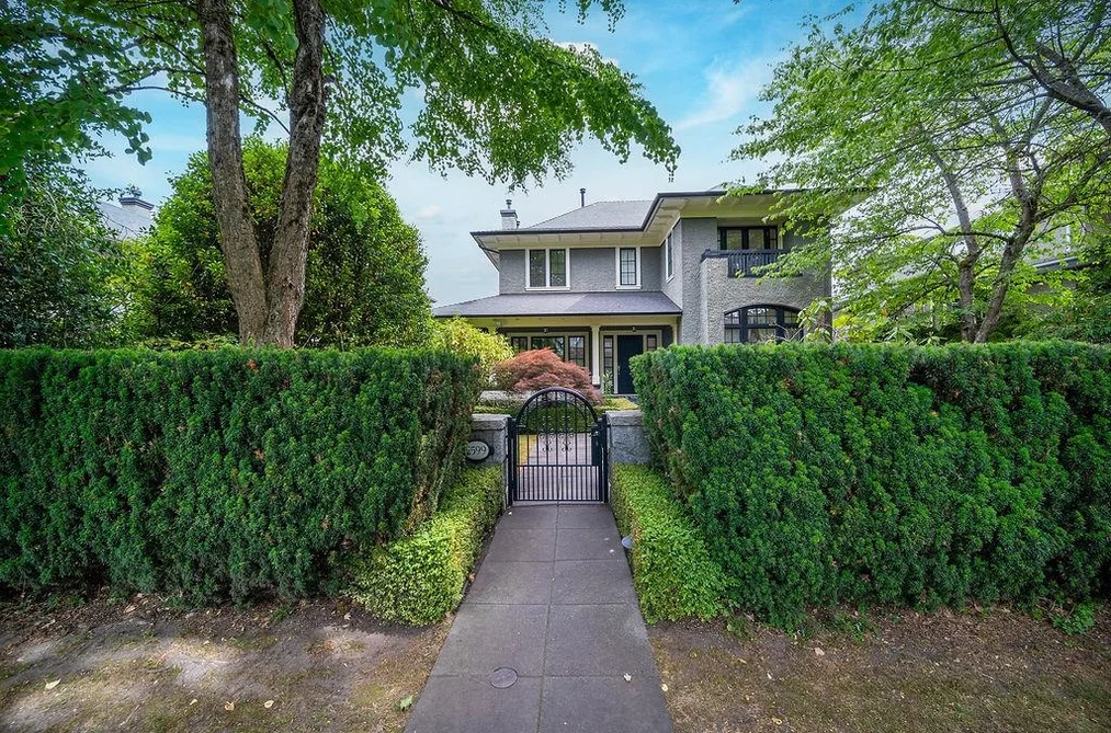 2599 W 36TH AVENUE, Vancouver BC V6N 2P6, Vancouver BC — Residential for Sale — Photo 5 of 40