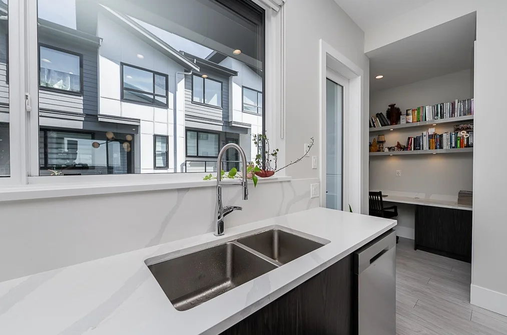 26-16589 25 Avenue, Surrey, BC - Townhouse for Sale - Photo 8 of 39
