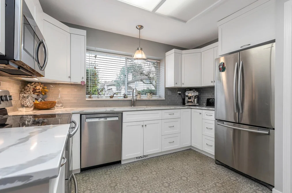 26 2023 WINFIELD DRIVE, Abbotsford BC V3G 1K5, Abbotsford BC — Residential for Sale - Photo 6