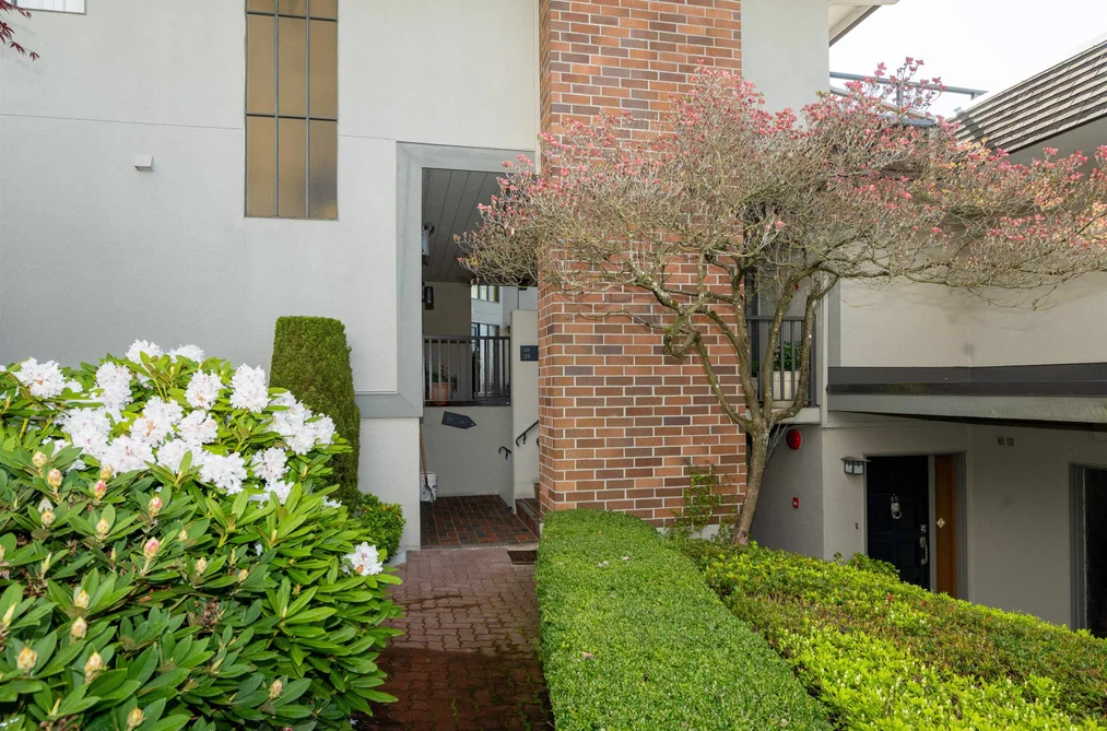 26 2214 FOLKESTONE WAY, West Vancouver BC V7S 2X7, West Vancouver BC — Residential for Sale - Photo 4