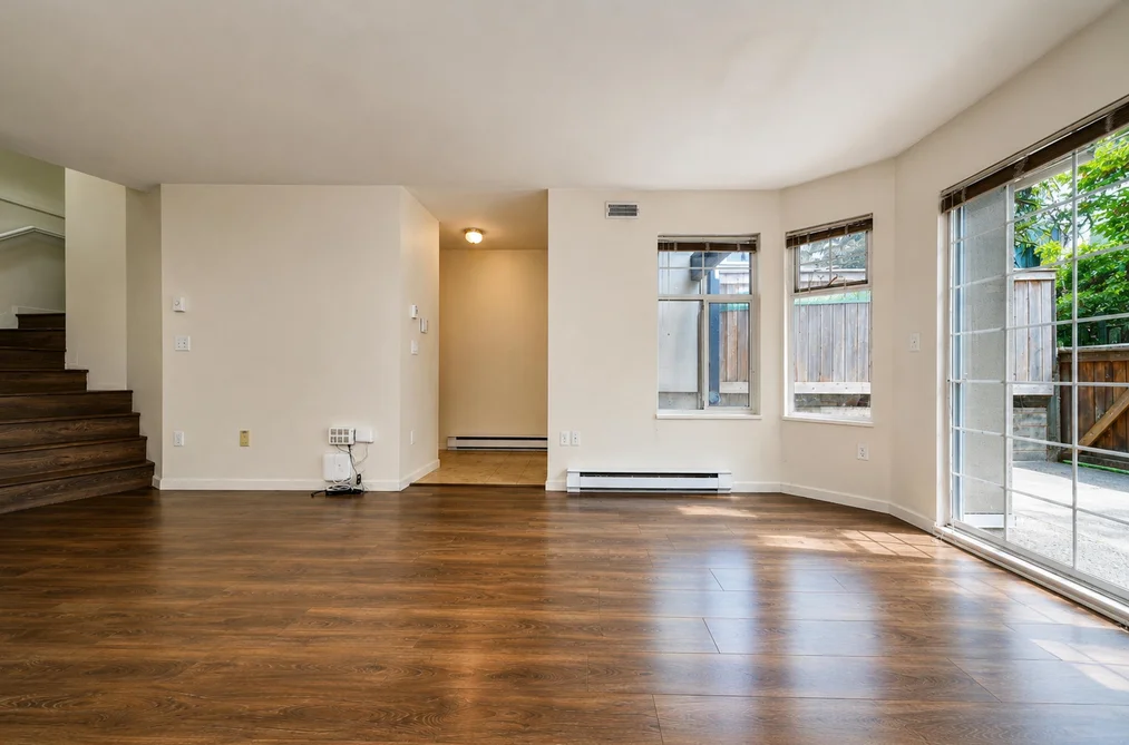 26 7175 17TH AVENUE, Burnaby BC V3N 1K8, Burnaby BC — Residential for Sale — Photo 8 of 37