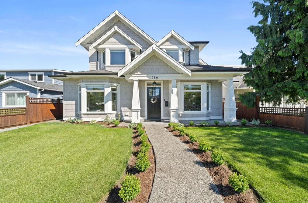 House for sale at 260 Douglas Crescent Richmond British Columbia - MLS: R3137012