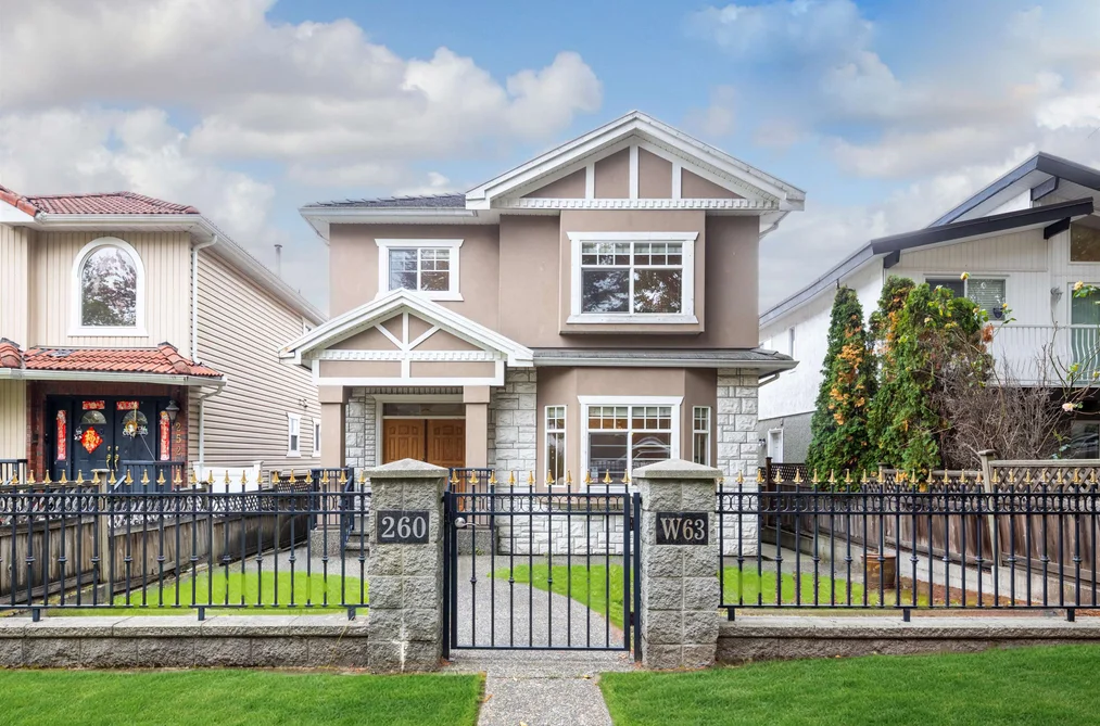 House for sale at 260 W 63rd Avenue Vancouver British Columbia - MLS: R3126093