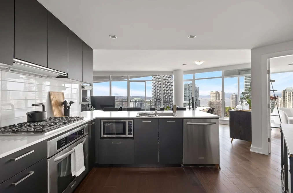 Condo for sale at 2601 1372 Seymour Street Vancouver British Columbia - MLS: R3100722