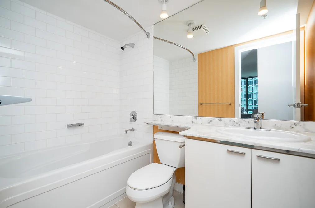 2604 1288 W GEORGIA STREET, Vancouver, BC — Residential for Sale — Photo 22 of 37