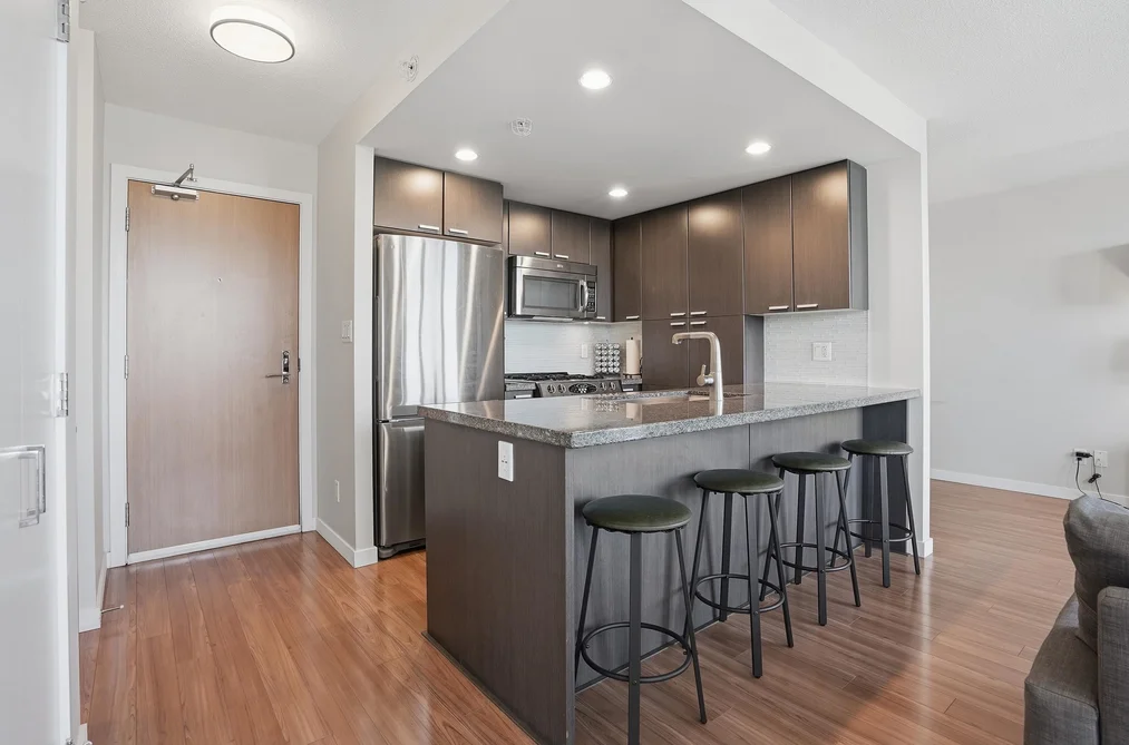 2605 2232 DOUGLAS ROAD, Burnaby BC V5C 0G9, Burnaby BC — Residential for Sale - Photo 2