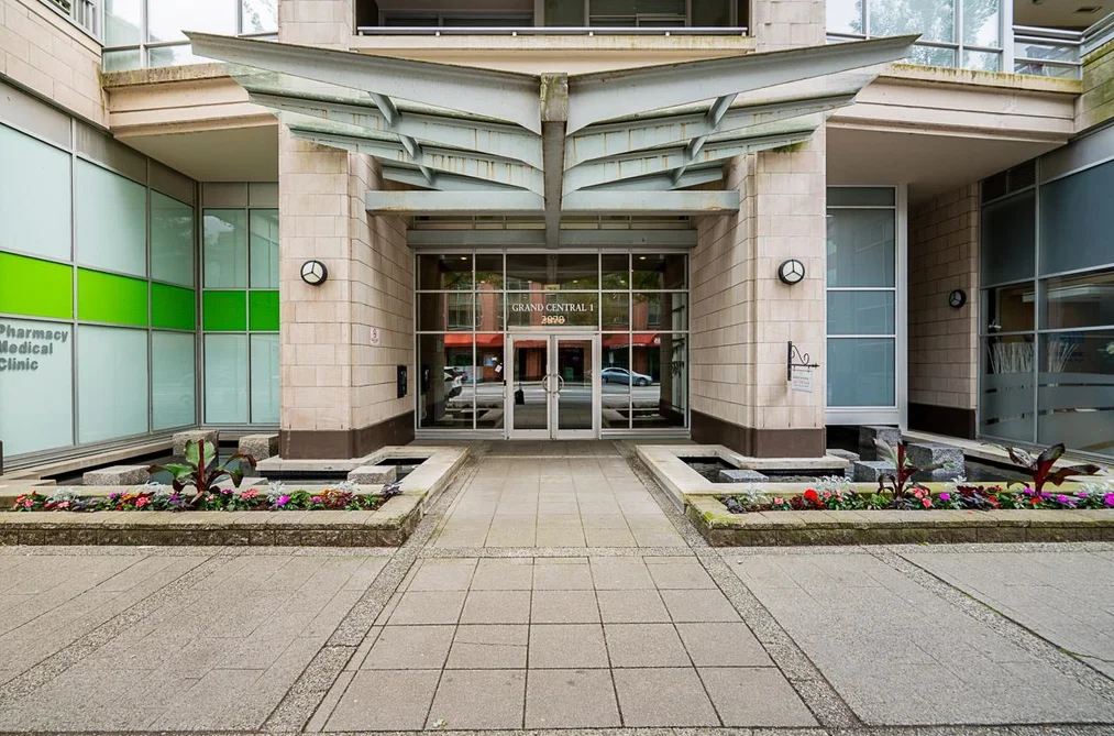 2605 2978 GLEN DRIVE, Coquitlam BC V3B 0C3, Coquitlam BC — Residential for Sale - Photo 2