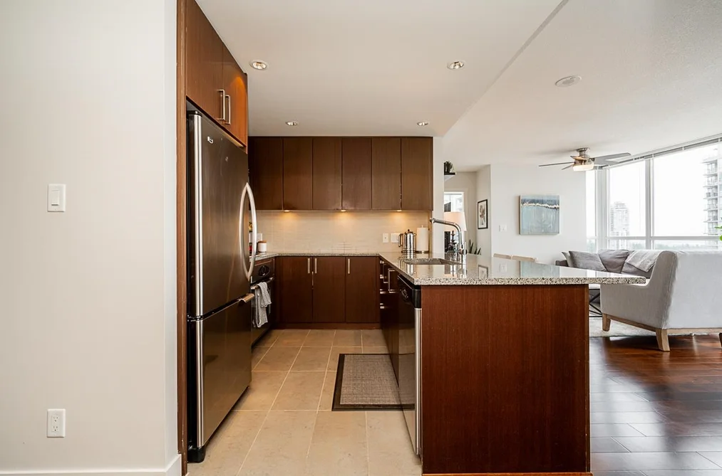 2605 2978 GLEN DRIVE, Coquitlam BC V3B 0C3, Coquitlam BC — Residential for Sale - Photo 4