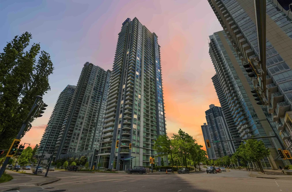 Condo for sale at 2606 13696 100 Avenue Surrey British Columbia - MLS: R3130381