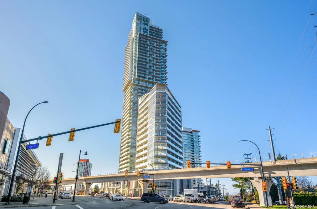 Condo for sale at 2607 567 Clarke Road Coquitlam British Columbia - MLS: R3094722