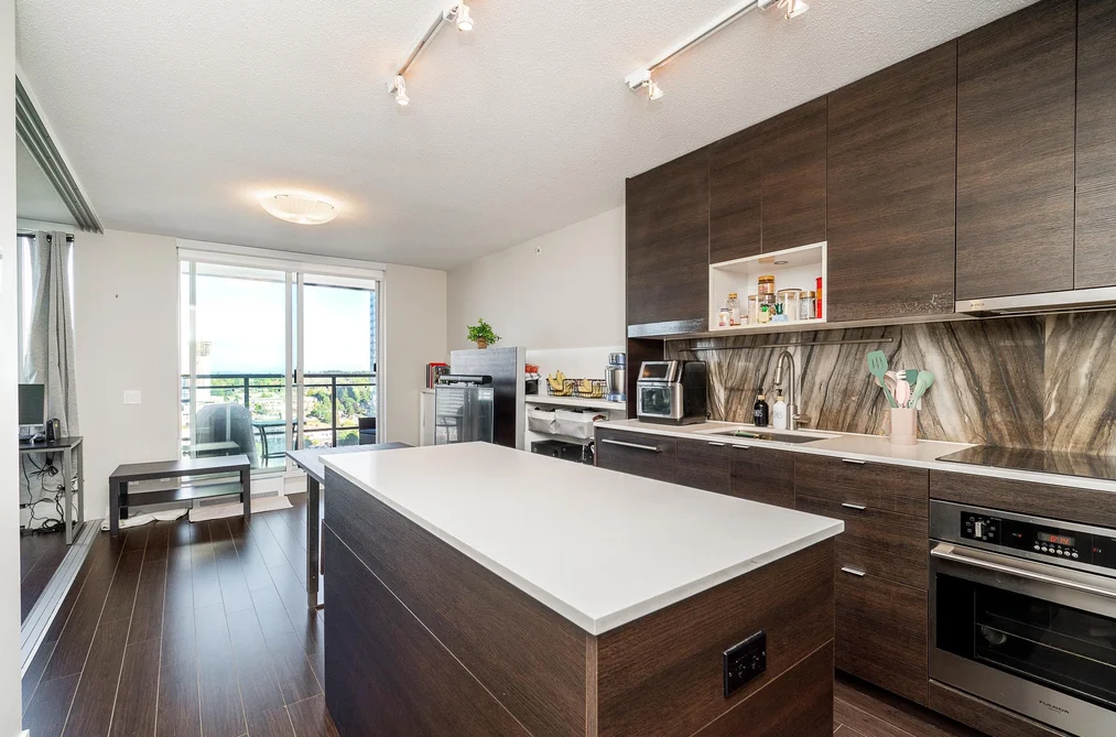 Condo for sale at 2608 13398 104 Avenue Surrey British Columbia - MLS: R3162108
