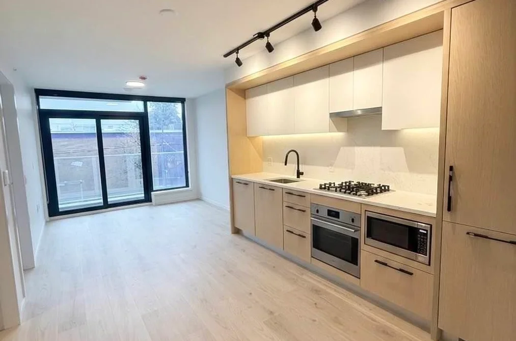 261 5189 EARLES STREET, Vancouver BC V5R 0M7, Vancouver BC — Residential for Sale - Photo 2
