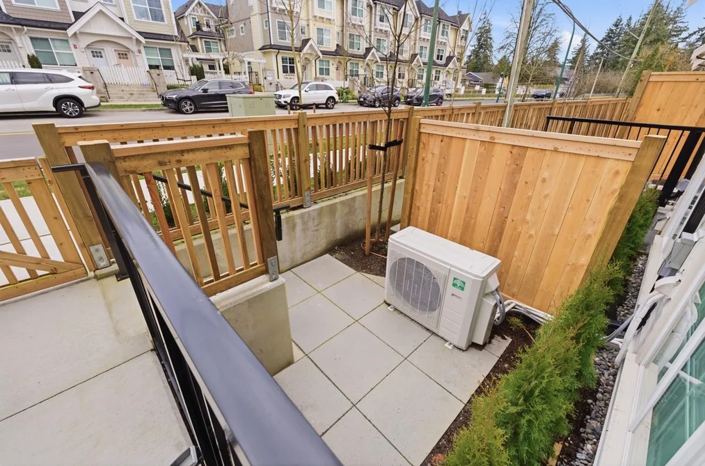 261 720 ROBINSON STREET, Coquitlam BC V3J 0P9, Coquitlam BC — Residential for Sale - Photo 3
