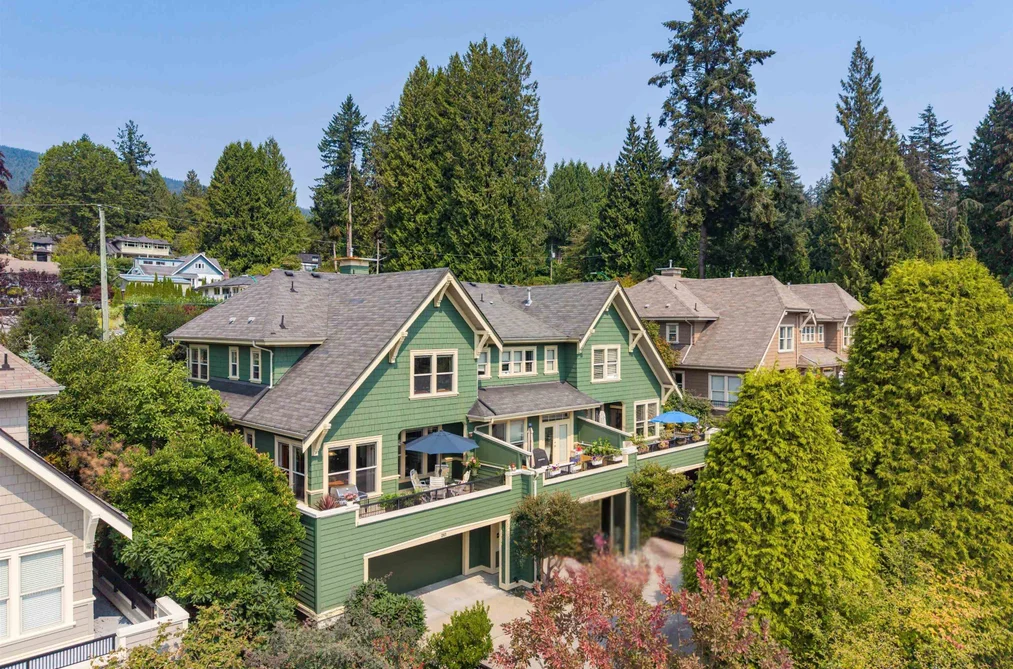 Townhouse for sale at 261 E Queens Road North Vancouver British Columbia - MLS: R3170075